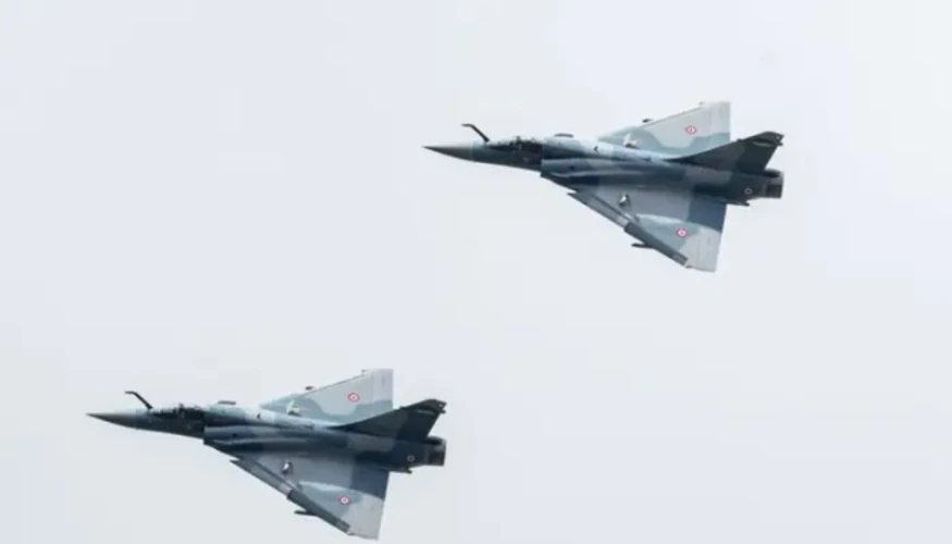 Mirage 2000D впав біля Рожевіль: рятувальники шукають другого члена екіпажу